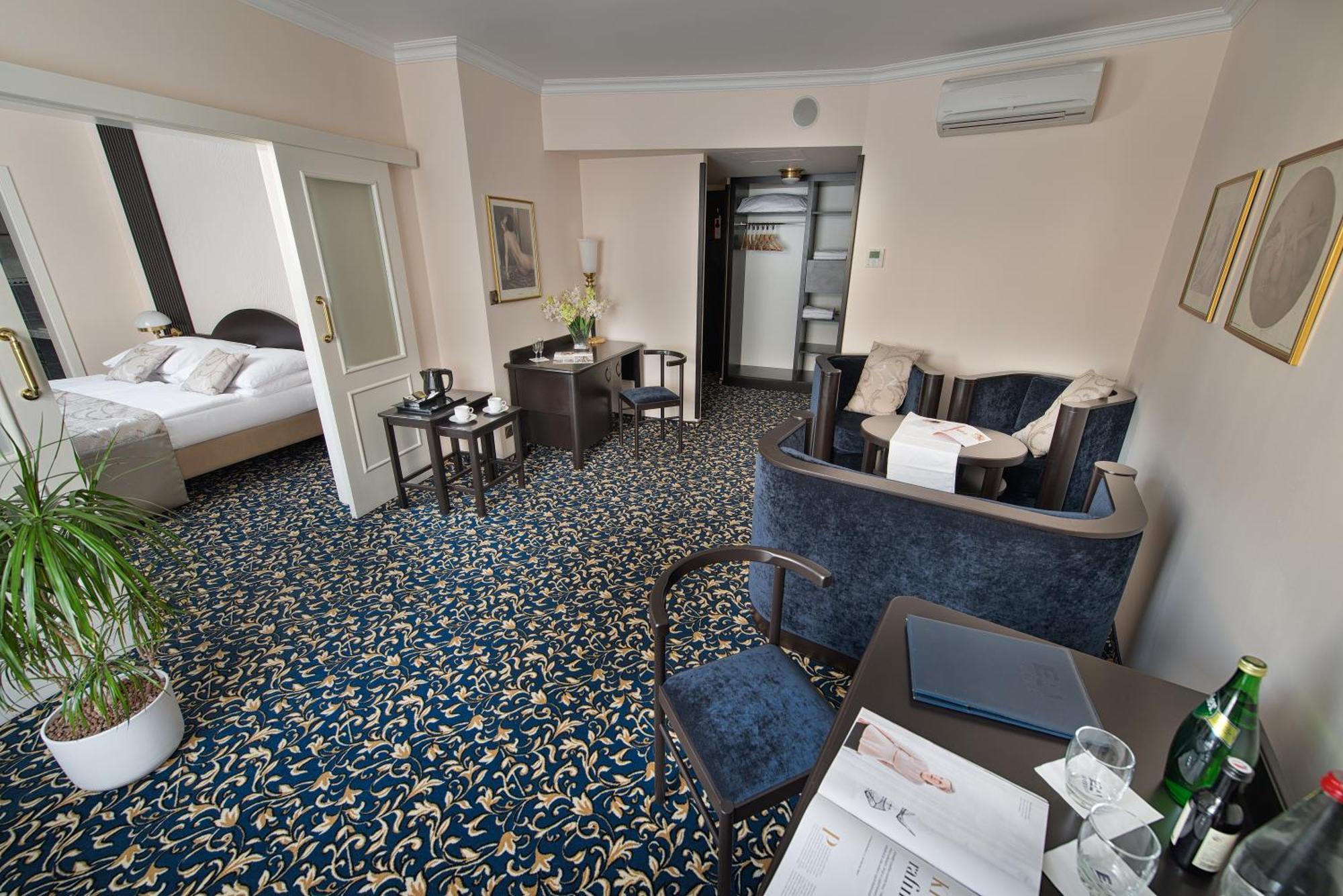 Hotel Esprit 布拉格 外观 照片